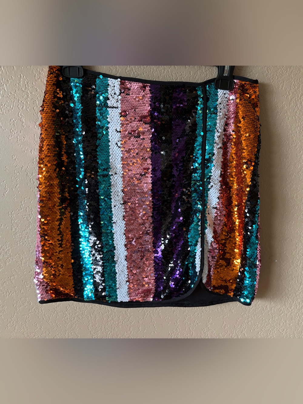Jun & Ivy Large Sequin Colorful Mini Skirt Stripe Festive Glam Ravecore Y2K